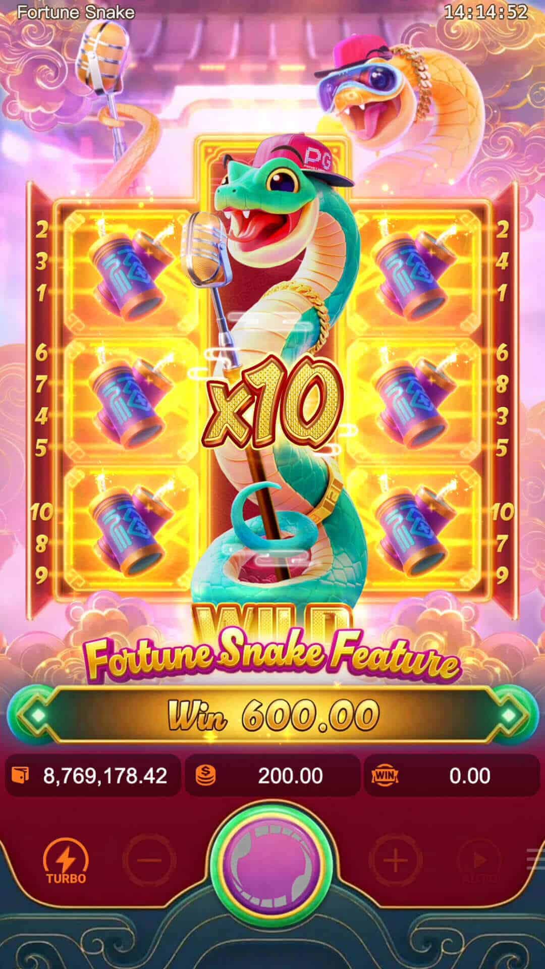 fortune-snake_stacked-wild-x10-multiplier2